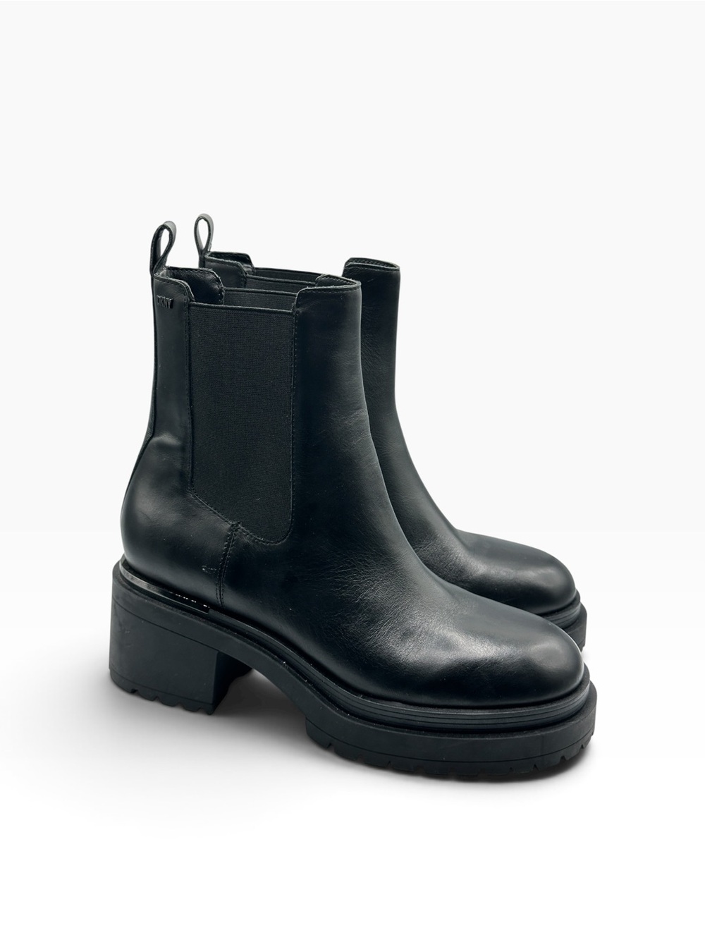 DKNY Black Leather Platform Chelsea Booties with Block Heel. Sz: 10M